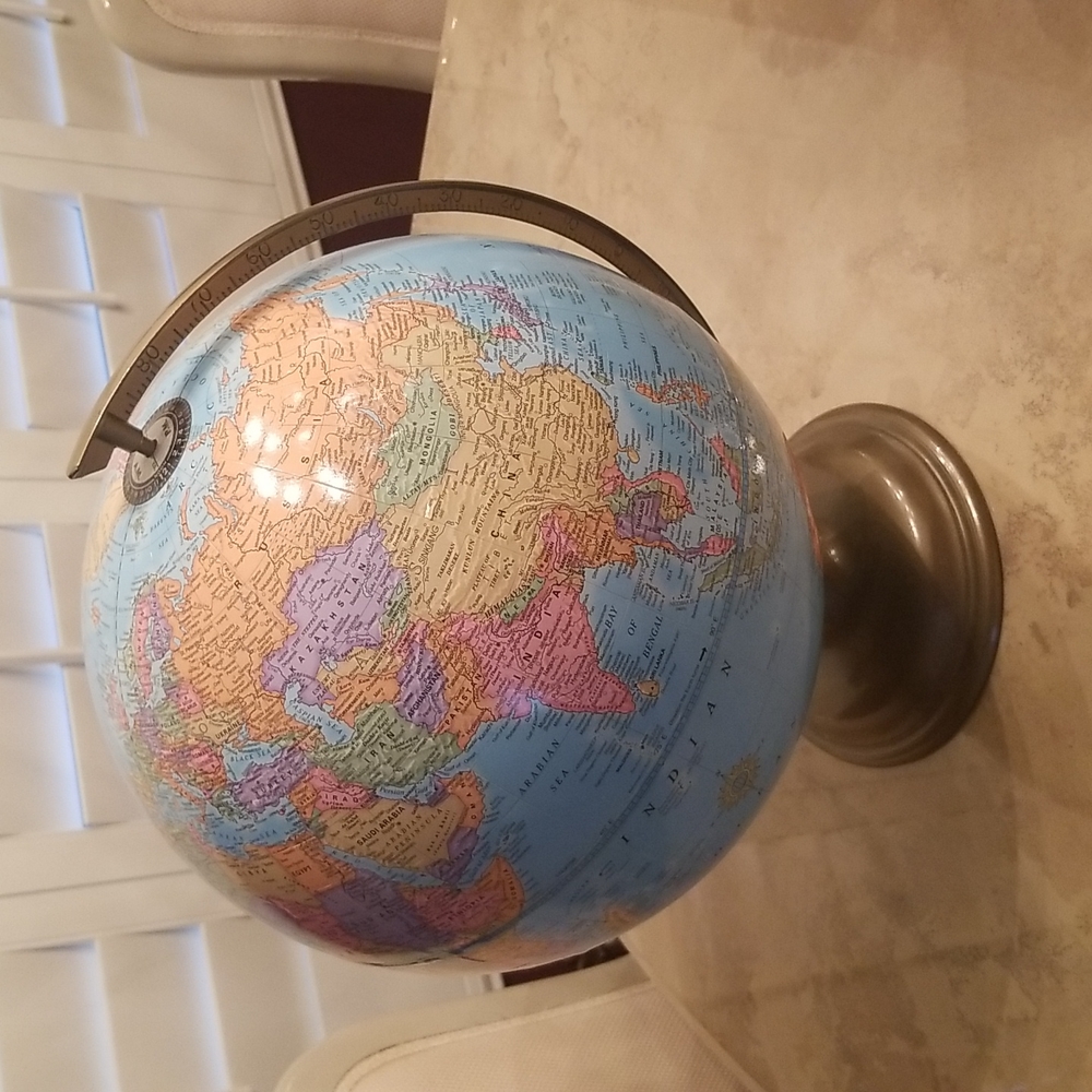 Imperial Globe nwot